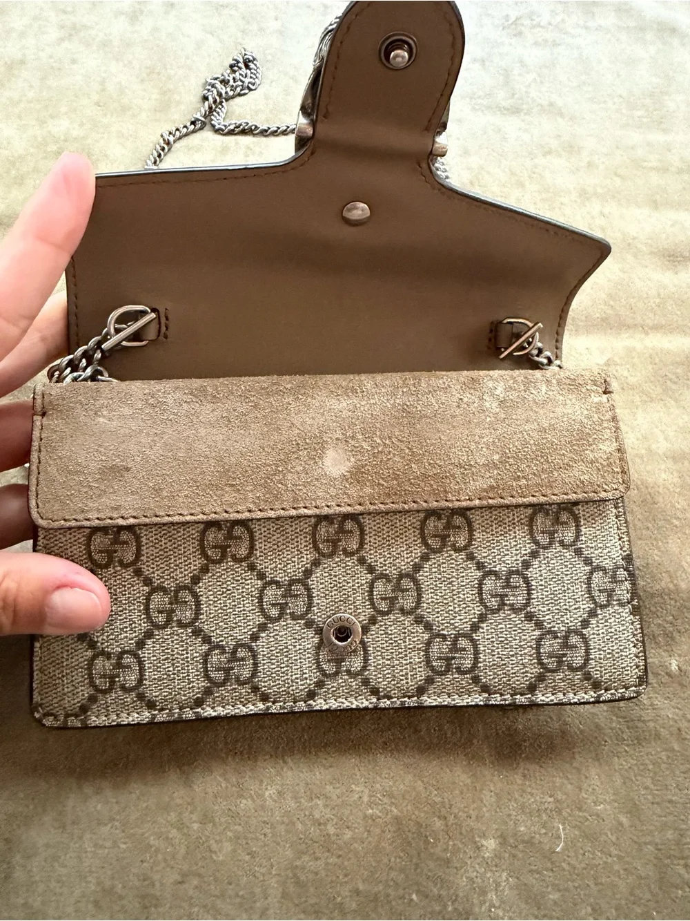 Gucci Beige GG Supreme Crossbody Bag with Silver Hardware